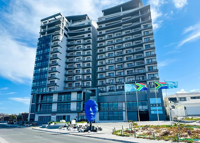 Blaauwberg Beach Hotel